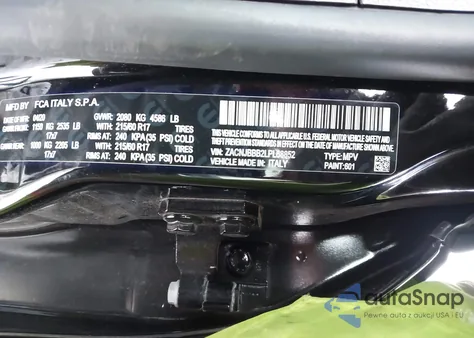 2020 Jeep Renegade Latitude 4X4 из США, поврежденный, VIN ZACNJBBB2LPL68852